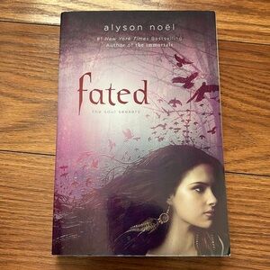 Fated by Alyson Noel YA romance book!